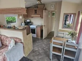 Cozy Caravan Broadmoor