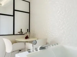 Suite luxe jacuzzi - CANNES SUQUET
