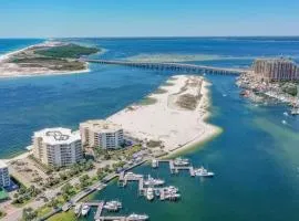 Pistachio Beach Townhouse | Steps to Destin Sand