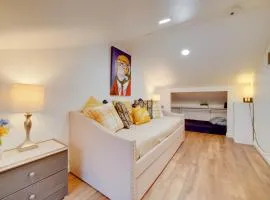 2 Mi to Dtwn Riverside & Hospital! Family Retreat