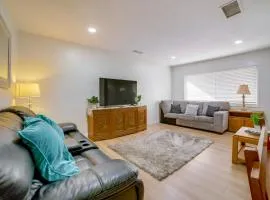 Family-Friendly Home 7 Mi to Dtwn San Bernardino!
