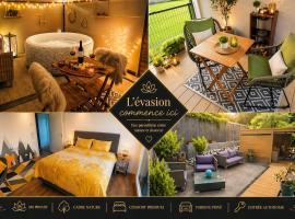 Studio en Gruyère - Grande terrasse privée 50m2 et Jaccuzi optionnel – hotel w mieście Hauteville