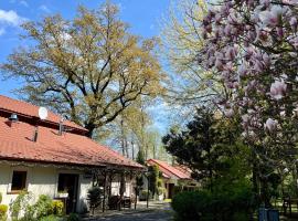 Noclegi Pod Dębem u Jakuba, hotel i Niepołomice