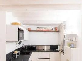 Stylish apartment, 2 bedrooms, Elevator