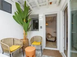 Silos Secret · Boutique Studio | Patio · A/C | Old Town Tarifa