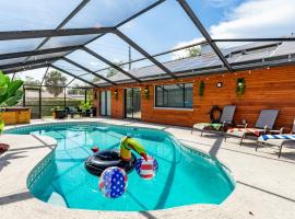 The Pelican/Pool/HotTub/GameRoom، فندق في براندون