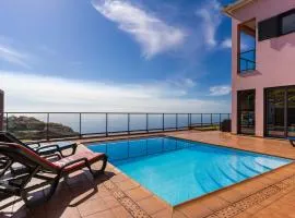 Canhas Views Pool And Barbecue