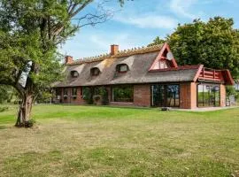 4 Bedroom Nice Home In Gedser