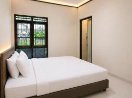 Villa Lumbung Karang Bayan, hotel a Lembuak