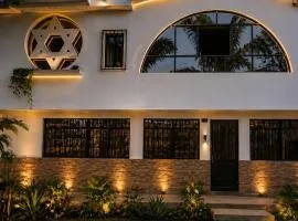 Hospedaje Central Talara - Business & Travel