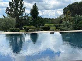 Mercure Toulouse Aéroport Golf de Seilh, hôtel à Seilh