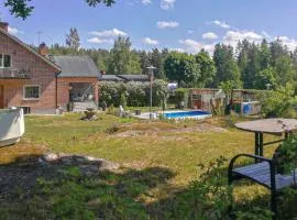 Beautiful Home In Ljusfallshammar