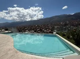 Enfoque Petfrienly Piscina Gastronomía & Ciclovia