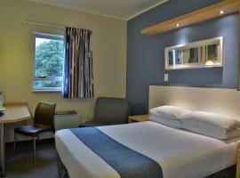 Road Lodge l Cape Town International Airport、ケープタウンのホテル