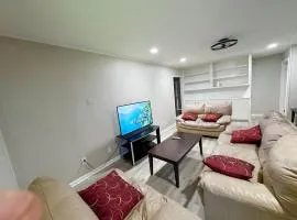 4-Bedroom House in Riverdale Perfect for group