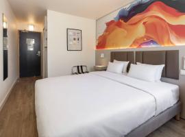 Comfort Hotel Lille L'Union, hotel in Tourcoing