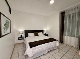 Hotel NASS del Sur – hotel w mieście Cuenca