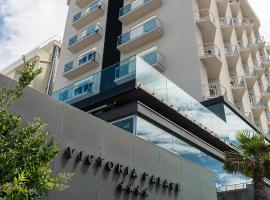 Victoria Palace Hotel, hotel v Cattolice