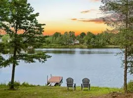 Sleeps 20 2 Lakefront Homes w Hot Tub Firepit Game Room Community Amenities