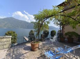 Casa la Terrazza sul Lago - WelcHome, holiday home in Cannobio