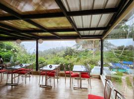 Parudeesa Pool Resort, hotel di Vattavada