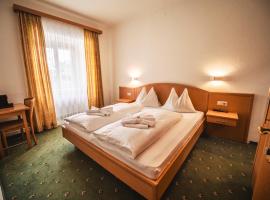 Gretl Landhaus by Aurora, hotel v mestu Krumpendorf am Wörthersee