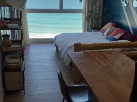 Studio vue mer, accès plage