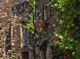 Hotel Restaurant de charme La Lozerette - Proche Florac