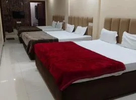 Hotel Parvati Palace