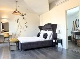 סוויטת בית ינאי