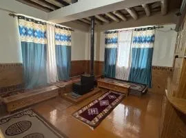 Dolma house home stay