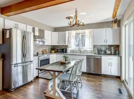 3 Mi to Lake George & Village: Family Home w/ Deck