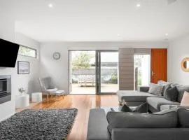 Premium Location Family and Pet Friendly Property