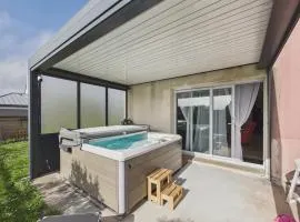 Maison pour 6 avec Jacuzzi et grand jardin