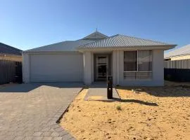 Baldivis getaway - Your Perfect Retreat