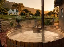 11 Mountain Stream Hot Tub Self Catering