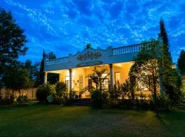 Alaya stays Haven Villa 3-BHK Villa With Swimming Pool And Garden Area