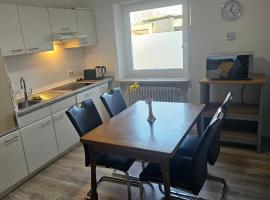Schönes modernes Apartment, Hotel in Höchberg