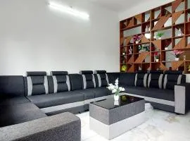 Aavas Homestay