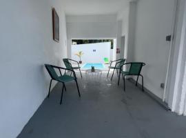 Magnifique Villa Roof Top et Piscine 6 personnes, viešbutis mieste Port Luisas
