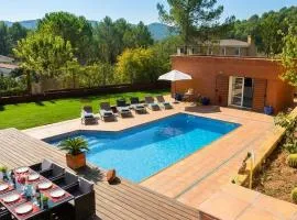 Villa Sitges Maria Sunny Oriented SW AC Confortable High Quality 5 star guest coments