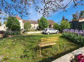 Dans colombier proche de Vichy parking privé, hotell i Vichy