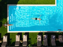 Athenian Riviera Hotel& Suites, hotel di Athens