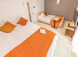 Yamanote Line walk for 5 min, new modern APT on local shopping street