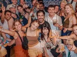 Lushy Hostel Kuta Legian