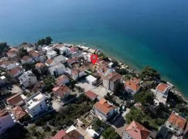 Pet Friendly Apartment In Zaboric With Wifi