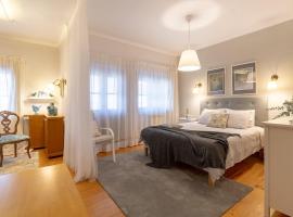 Casa das Heras-Estadia com Hot Tub, Hotel in Avintes