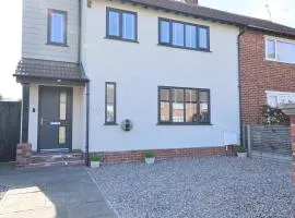 Sunnyside Holiday Home