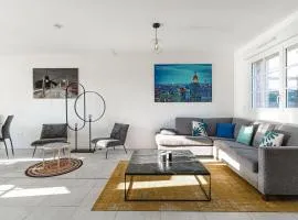 Bright family home near Deauville