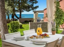 Amazing Home In Umag With House A Panoramic View